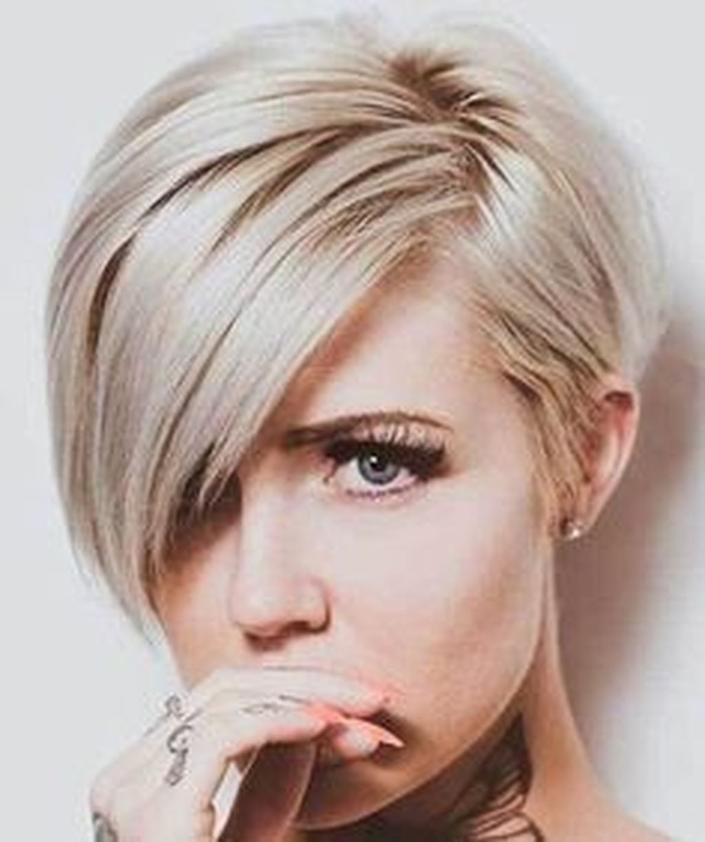 Blond pixie