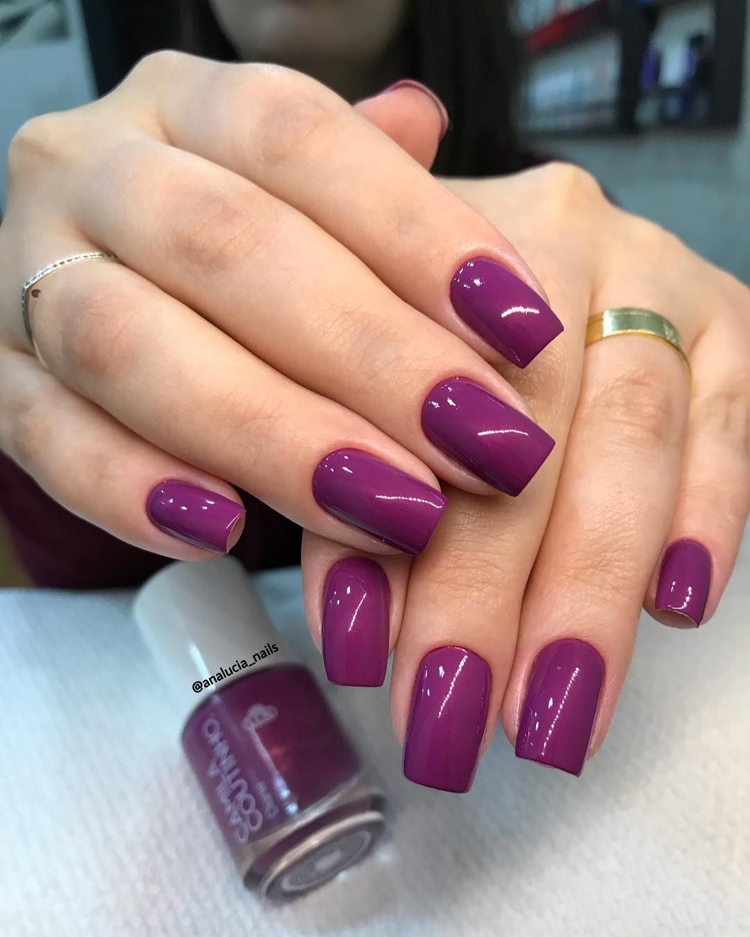 Маникюр брусничного цвета (36 фото)