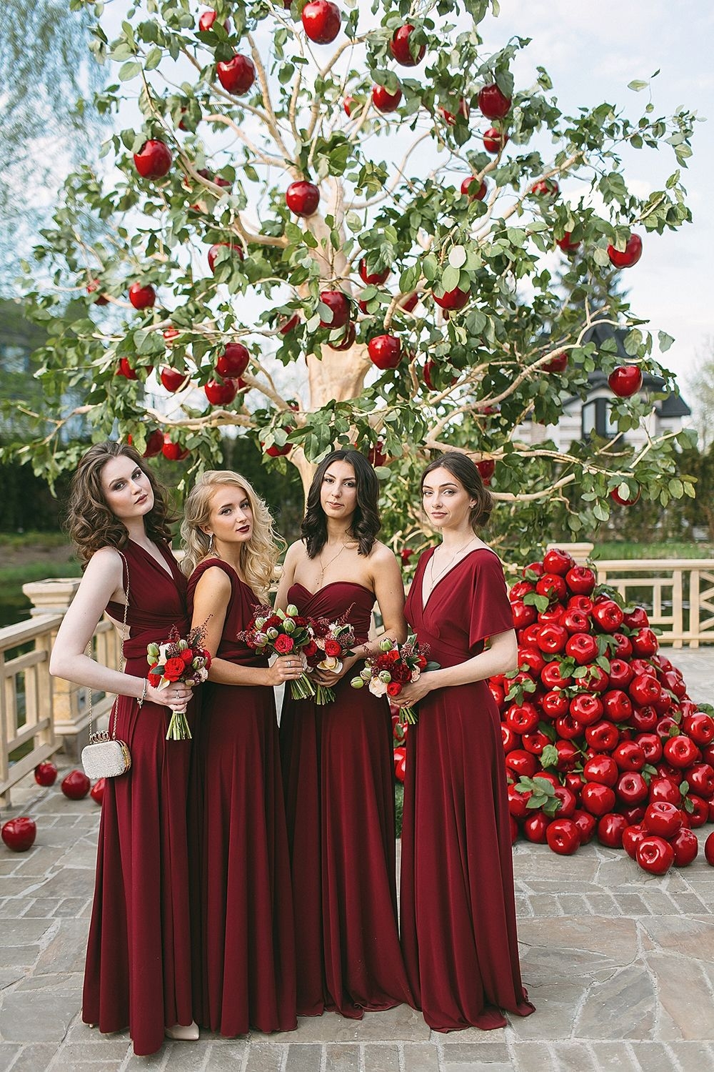 Модные оттенки бордового