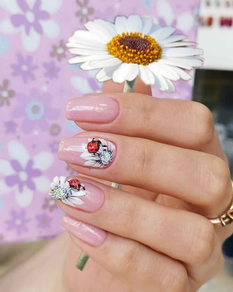 Красивый летний френч