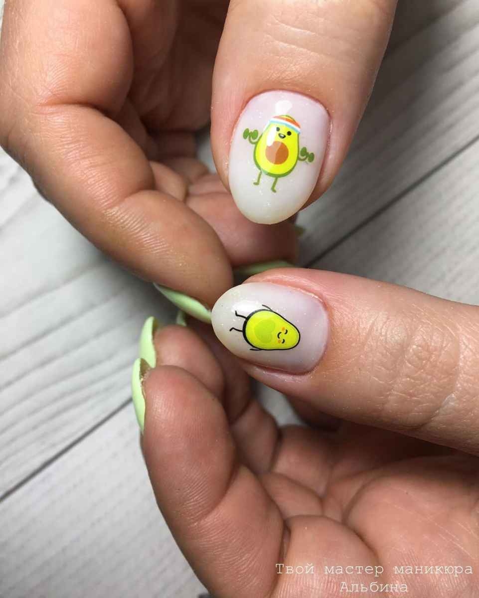 Маникюр на аву