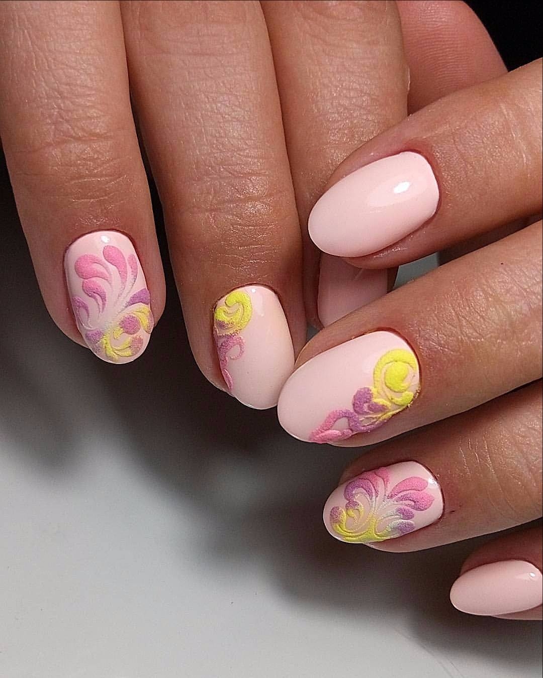 Летний маникюр