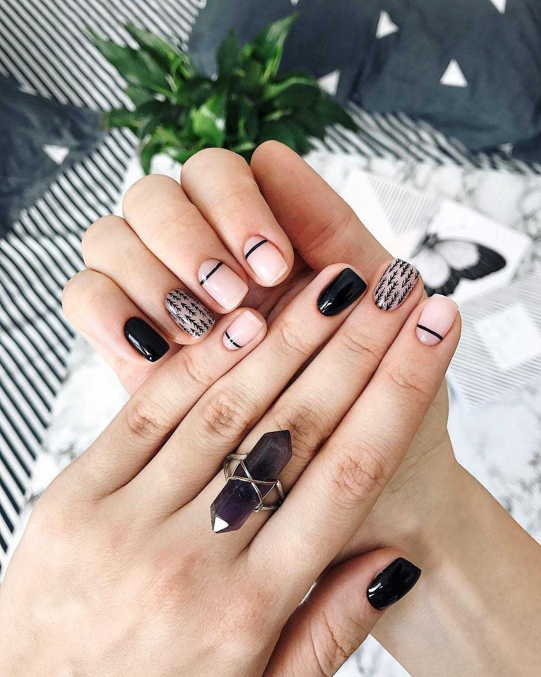 Маникюр на короткие модные тенденции