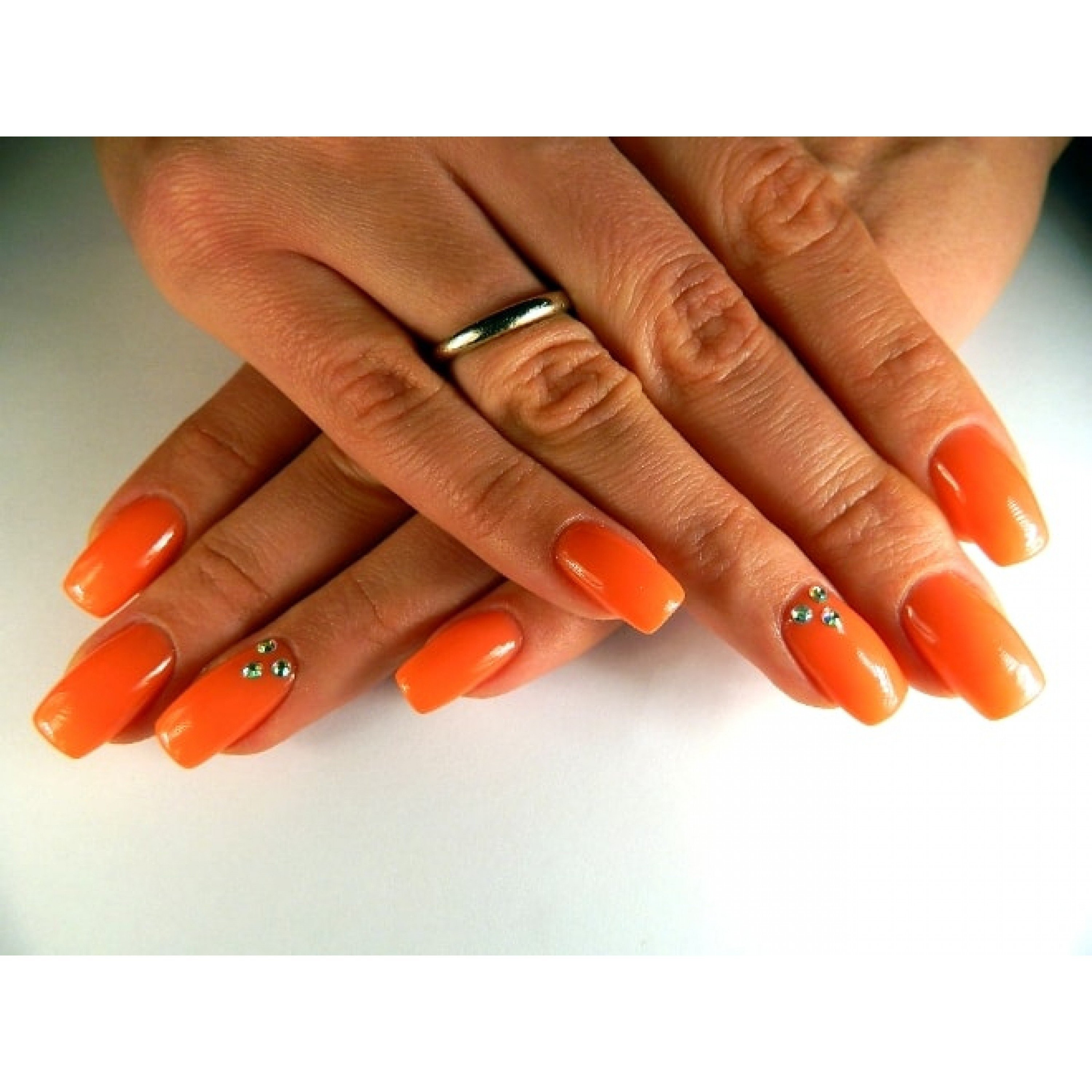Морковный лак на ногтях (76 фото)