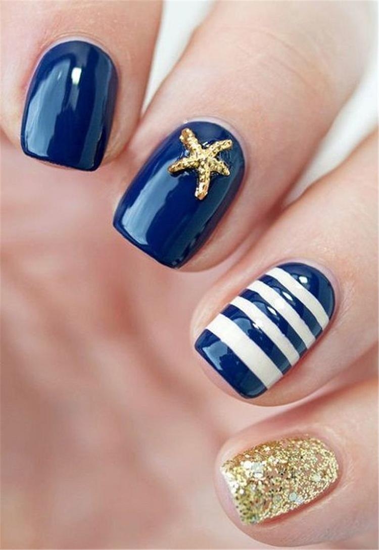 Маникюр летний морской