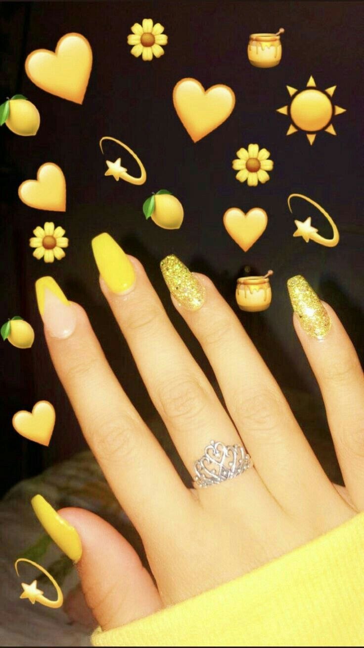 Жёлтый маникюр