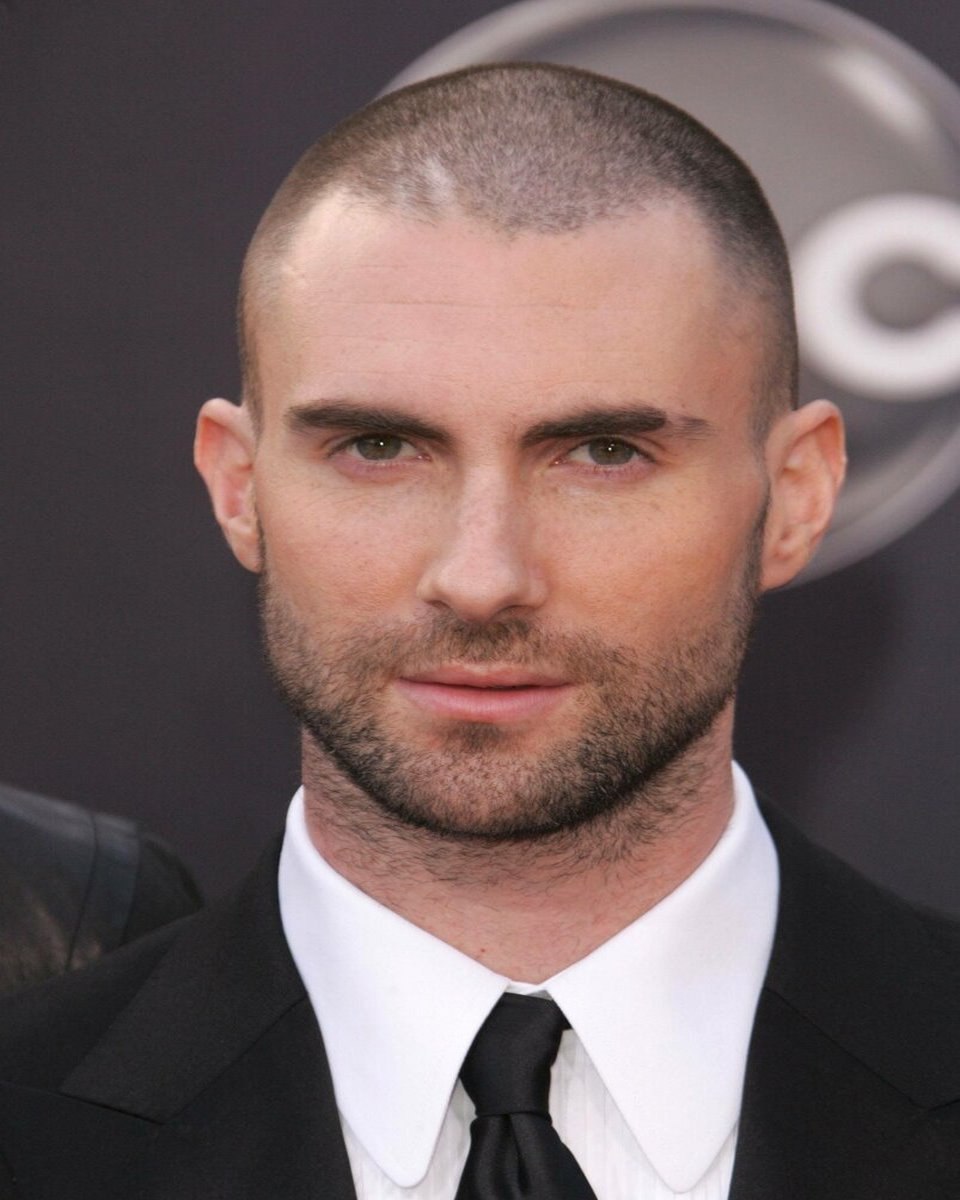Buzzcut стрижка