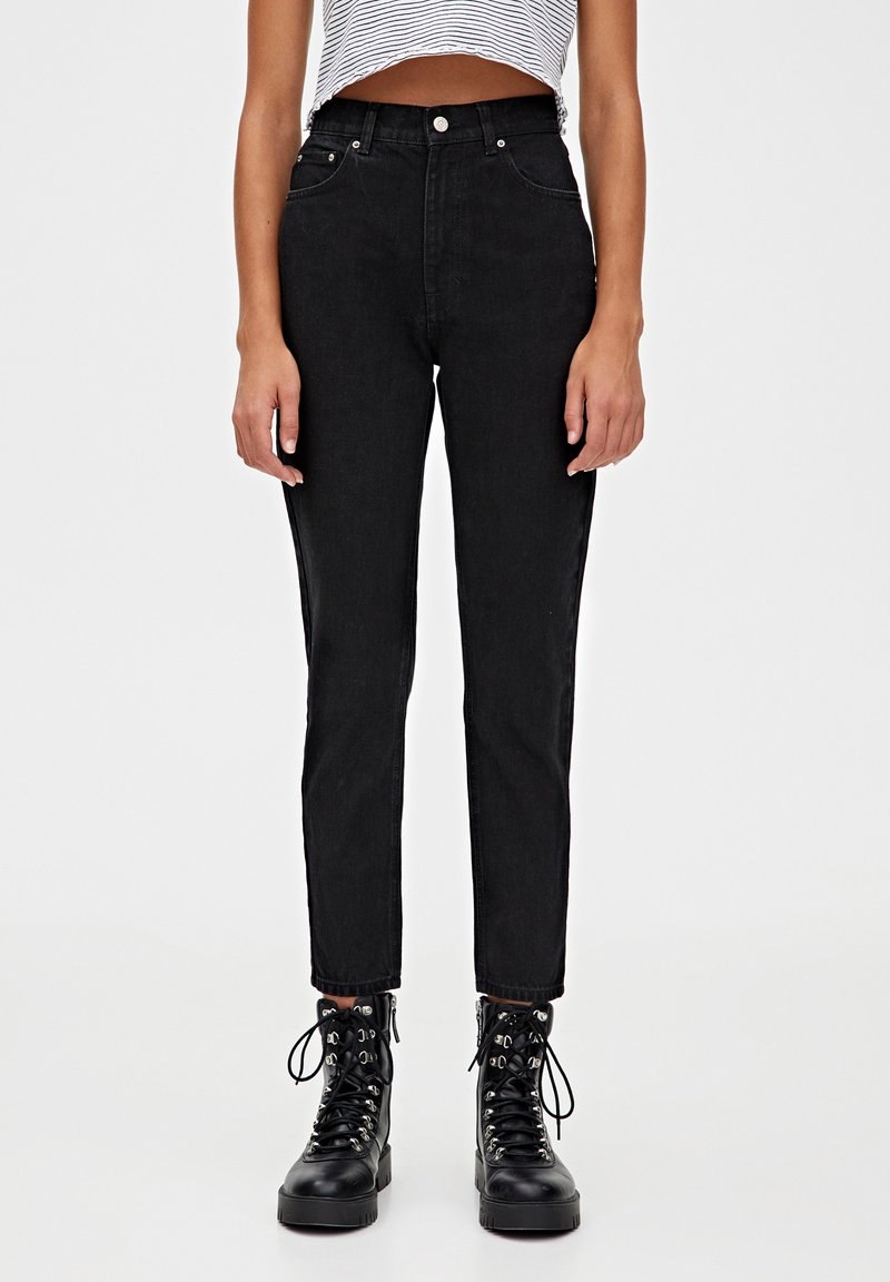 Джинсы мом Fit Pull Bear