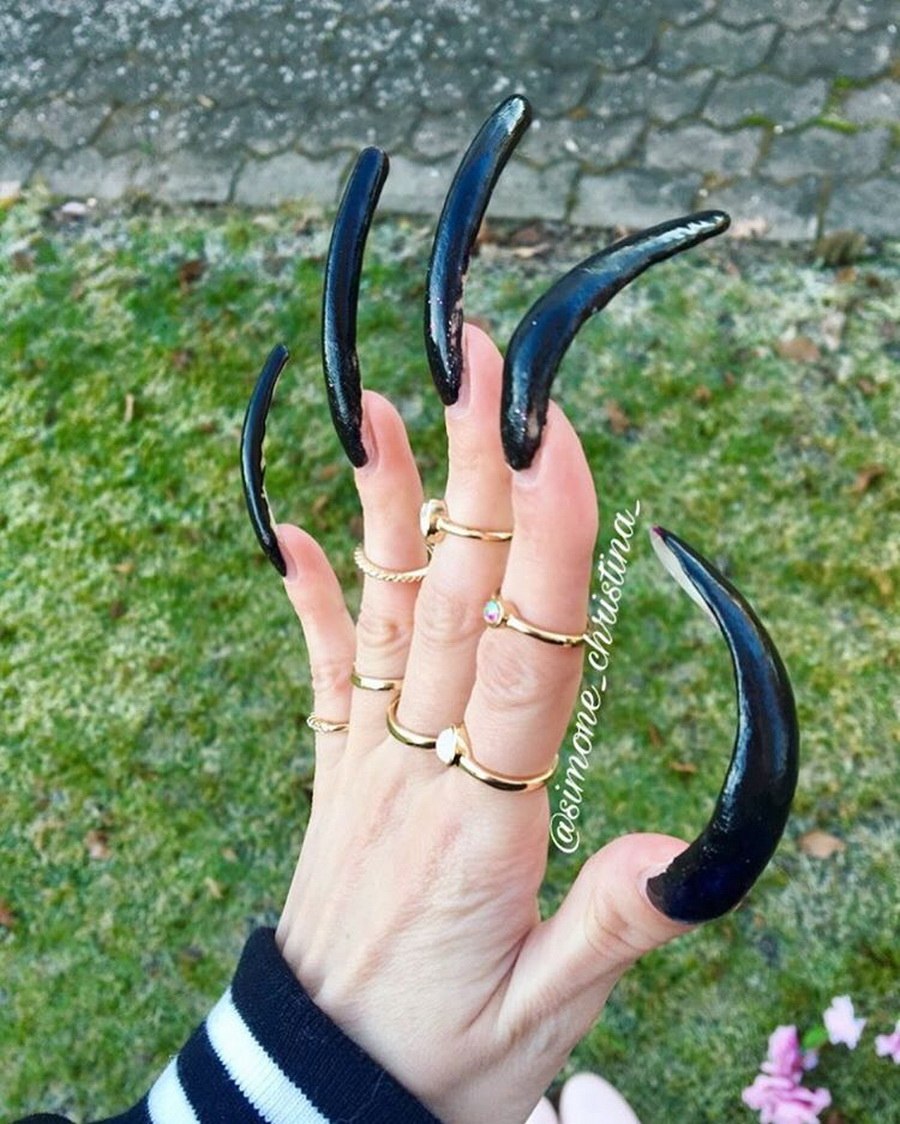 Ногти Готика стилет