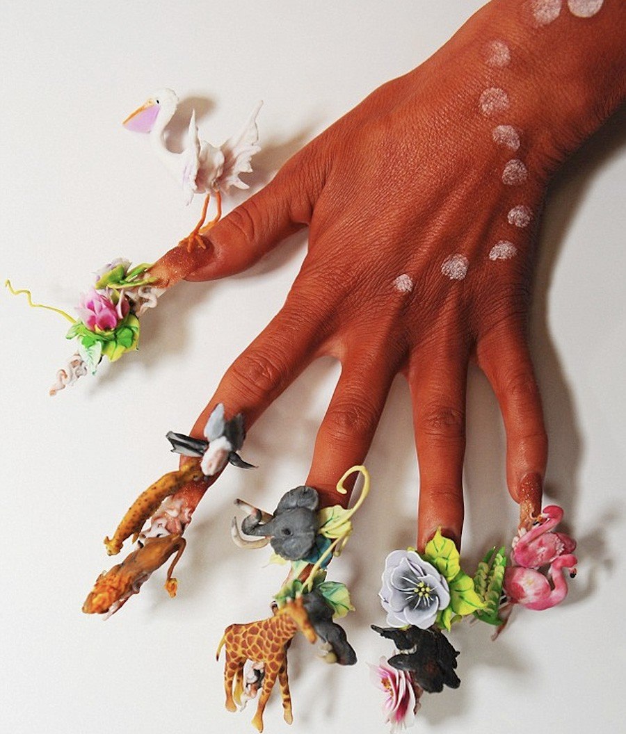 Плохой маникюр