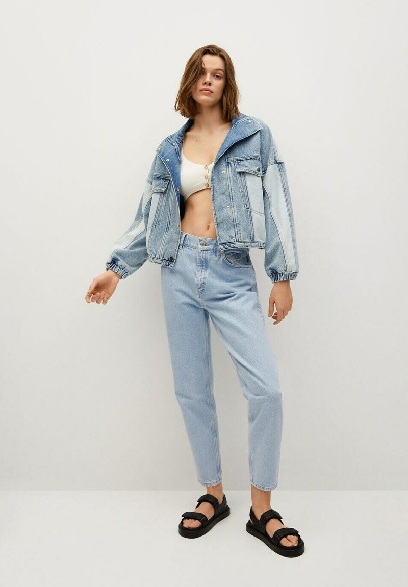 Джинсы mom Fit Bershka