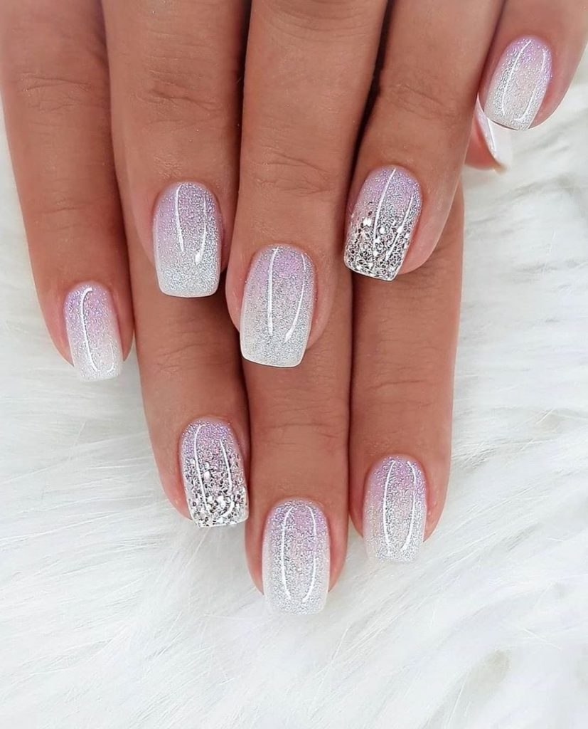 Френч на средние ногти