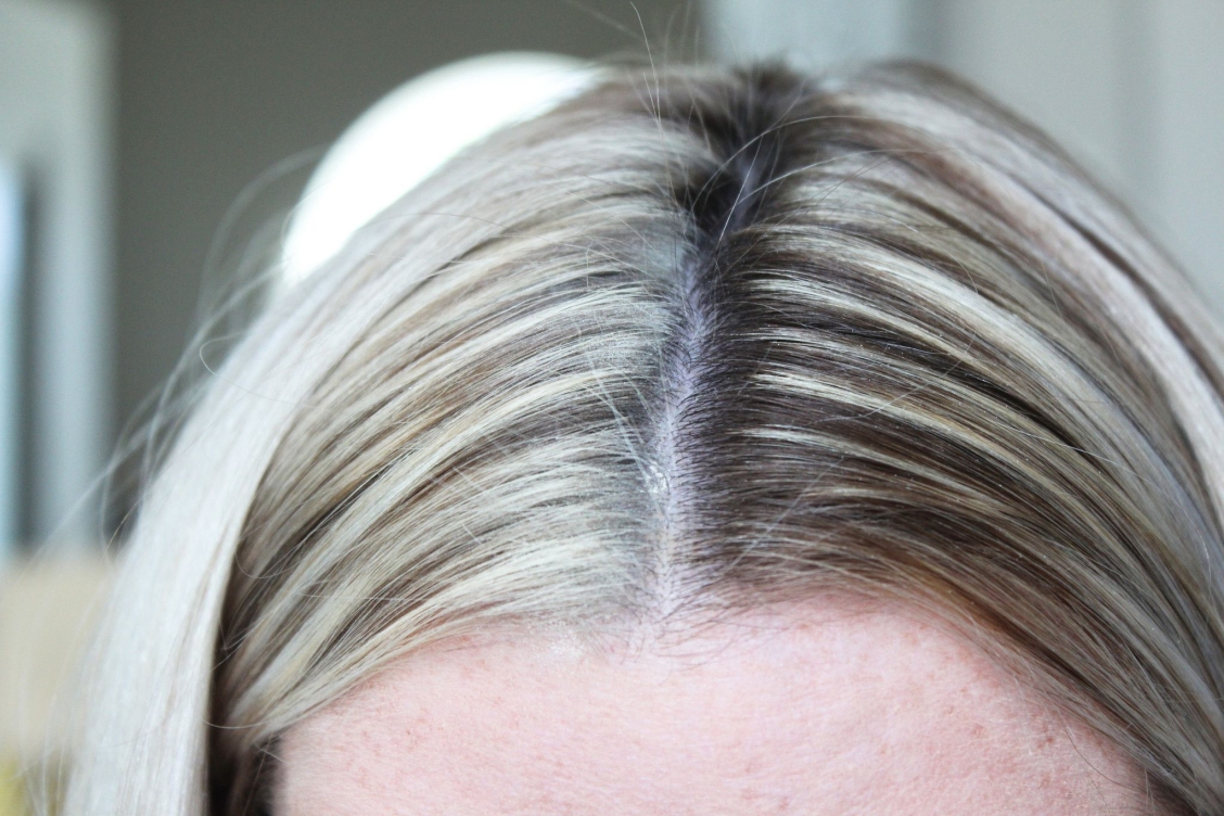 Спрей l'Oreal Professionnel hair Touch up, темный блонд