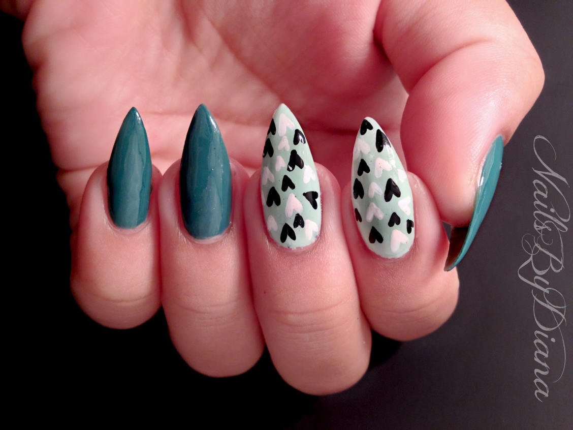 Barbed points Nails