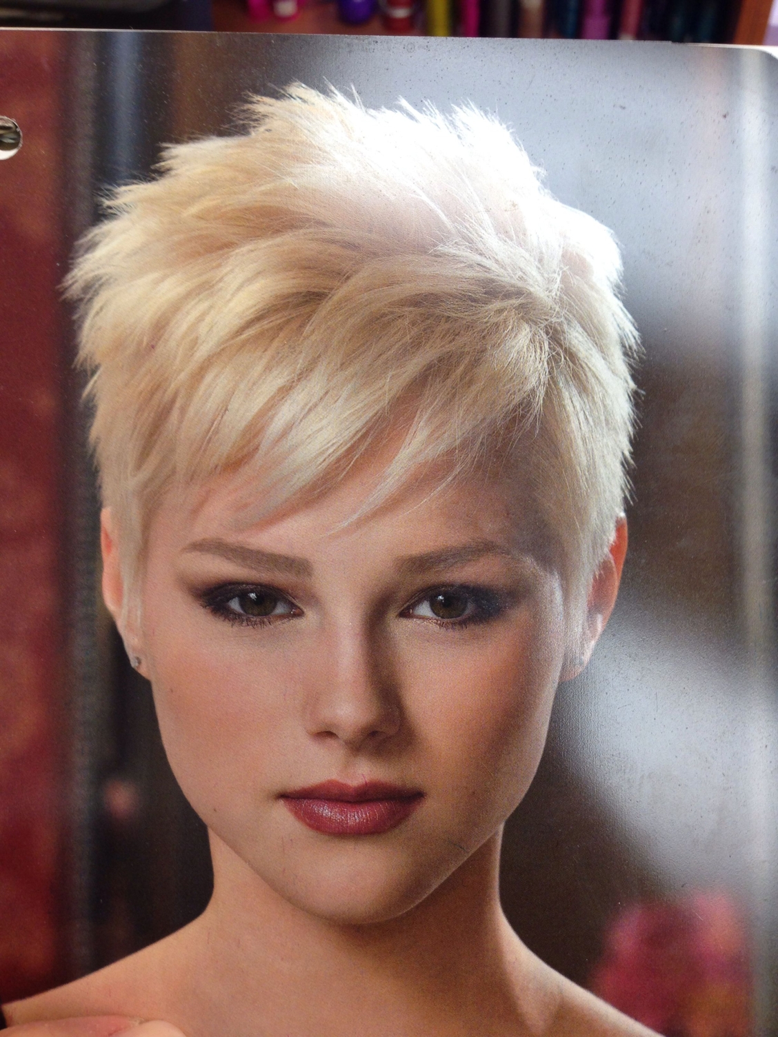 Стрижки Pixie Cut короткие