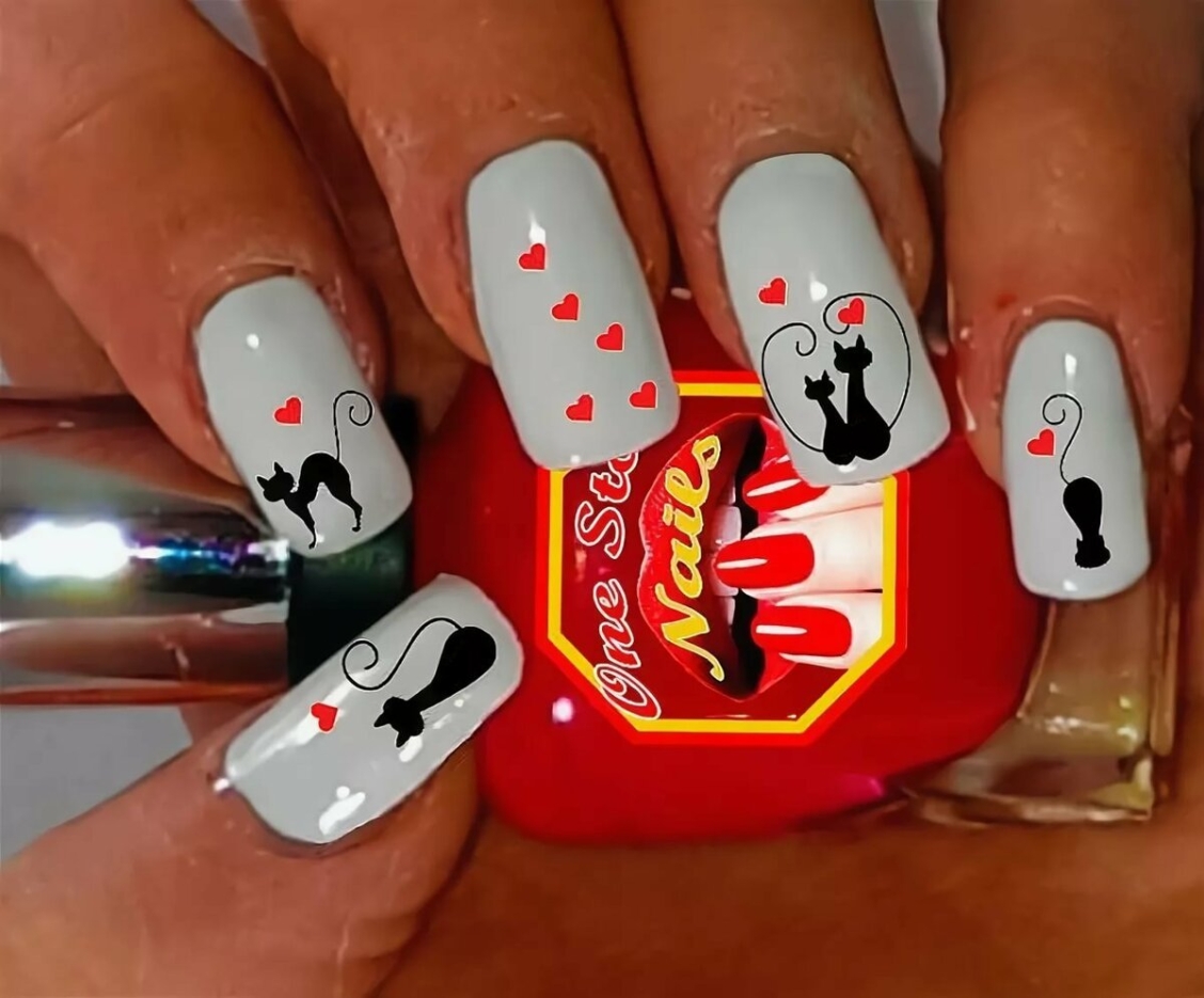 Ногти с кисками