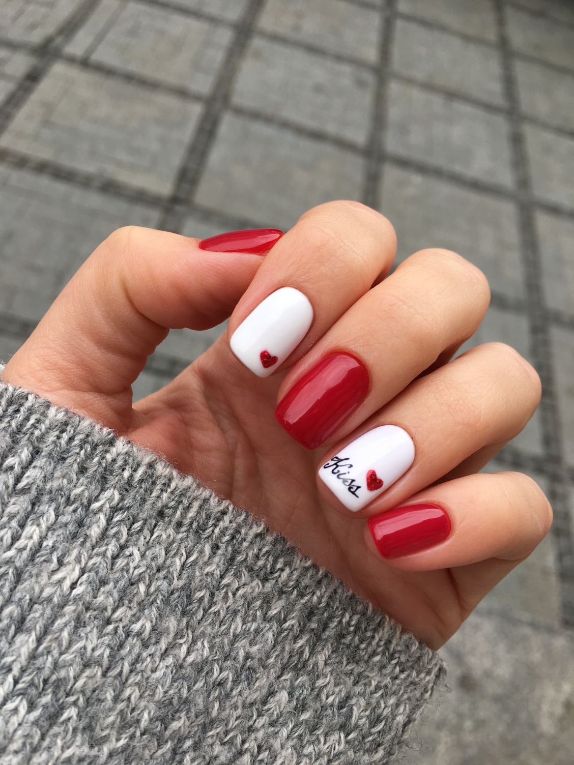 Коралловые ногти