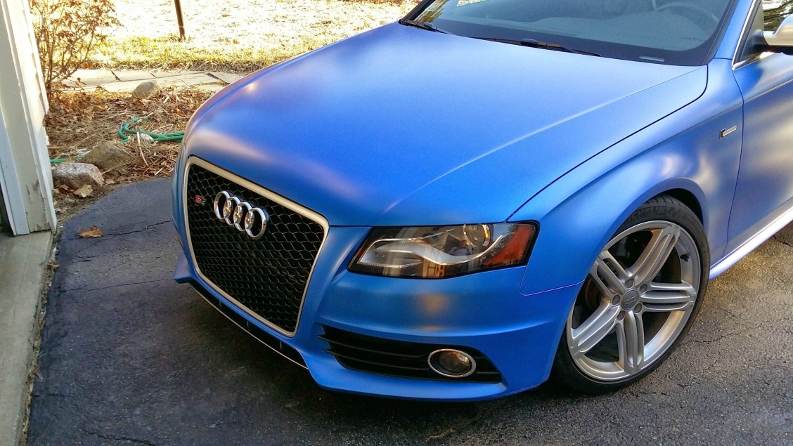 Покрашенная Audi a4 раптором
