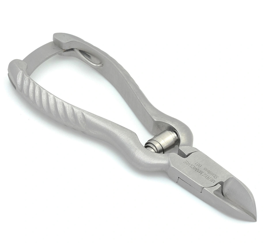 Кусачки для ногтей Mertz a1554