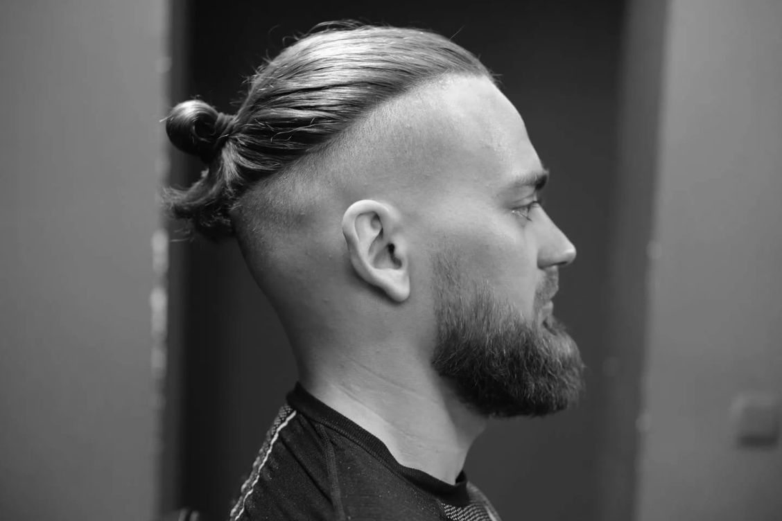 Стрижка Top Knot