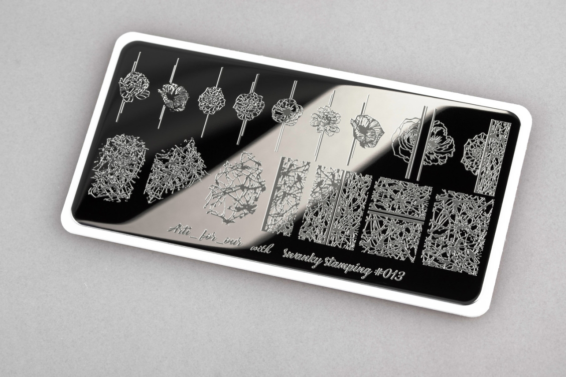 Пластина Swanky Stamping 13