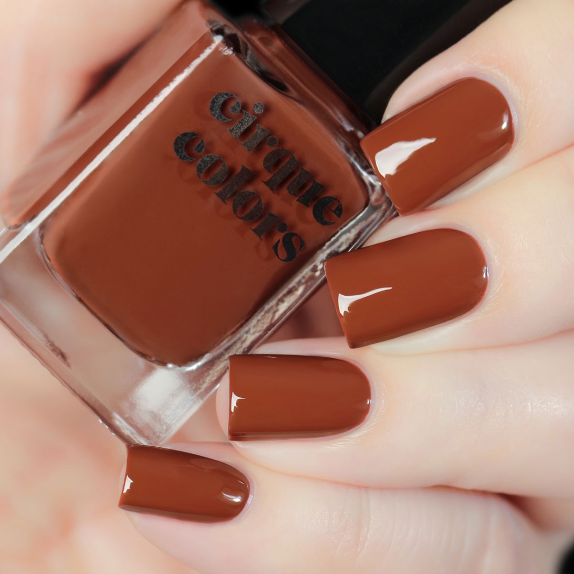 Essie клюква