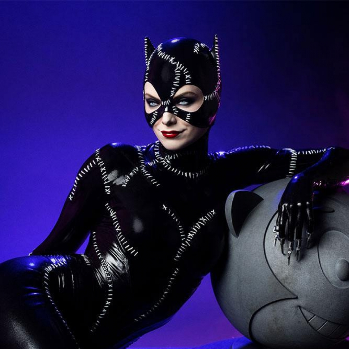 Catwoman в сериале Харли куин