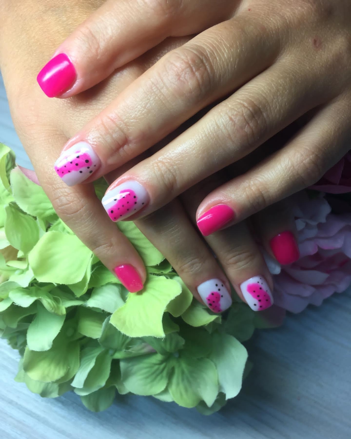 Пальмы на ногтях