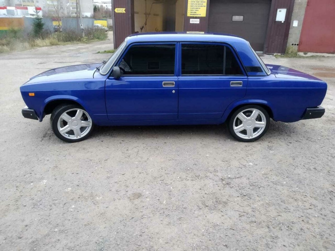 ВАЗ 2107 серебристо синий