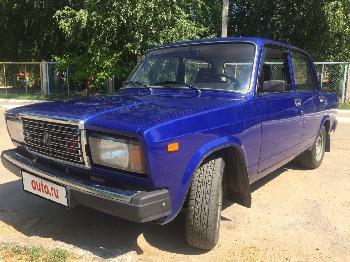 ВАЗ 2107 синяя