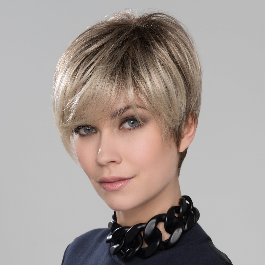 Dark Sand Mix Ellen Wille парики