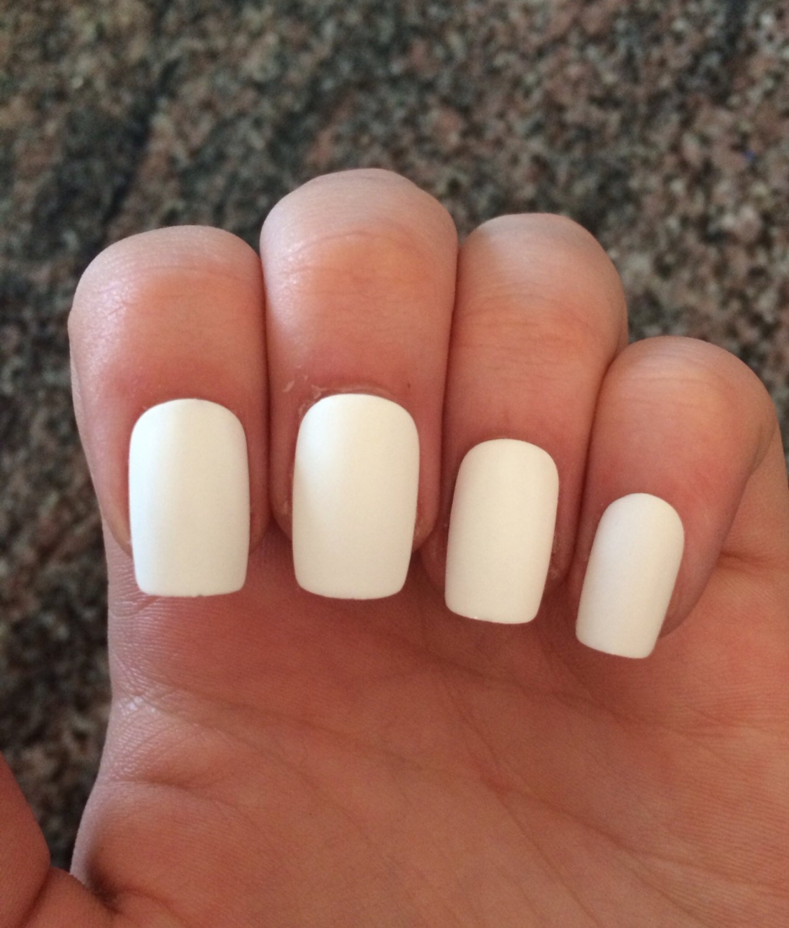 Лак Essie белые