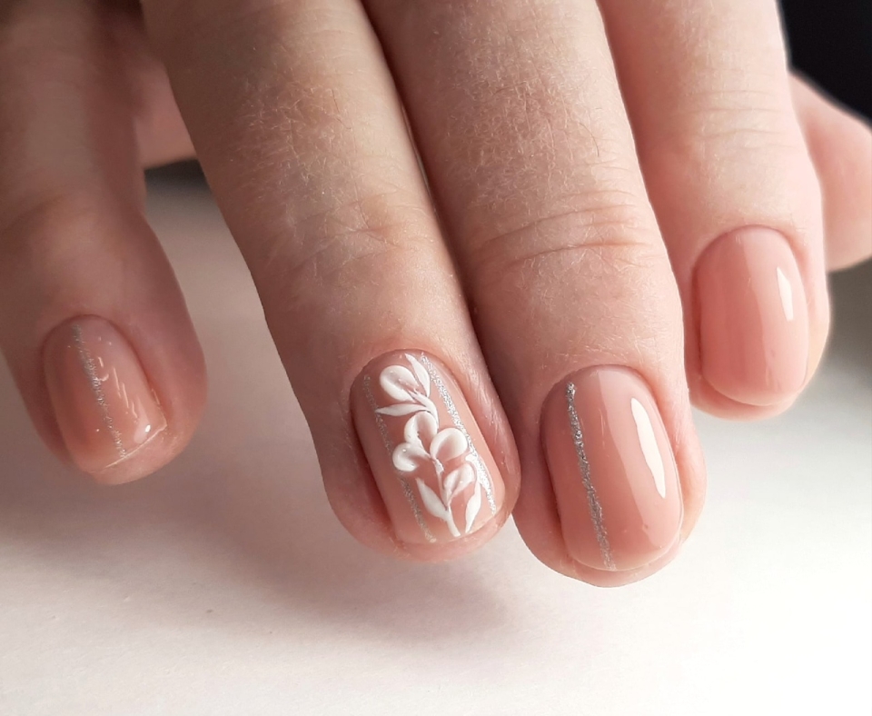 Маникюр на короткие ногти нежные 2021 Весна