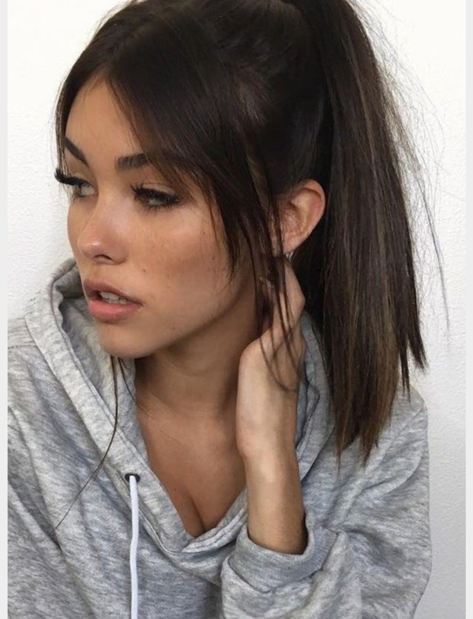 Madison Beer с челкой