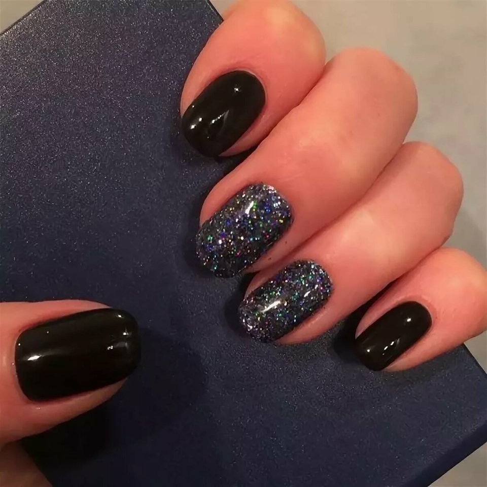 Черные ногти