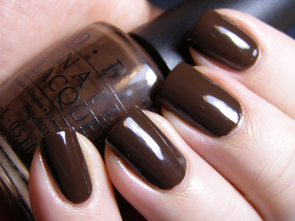 Лак OPI коричневый