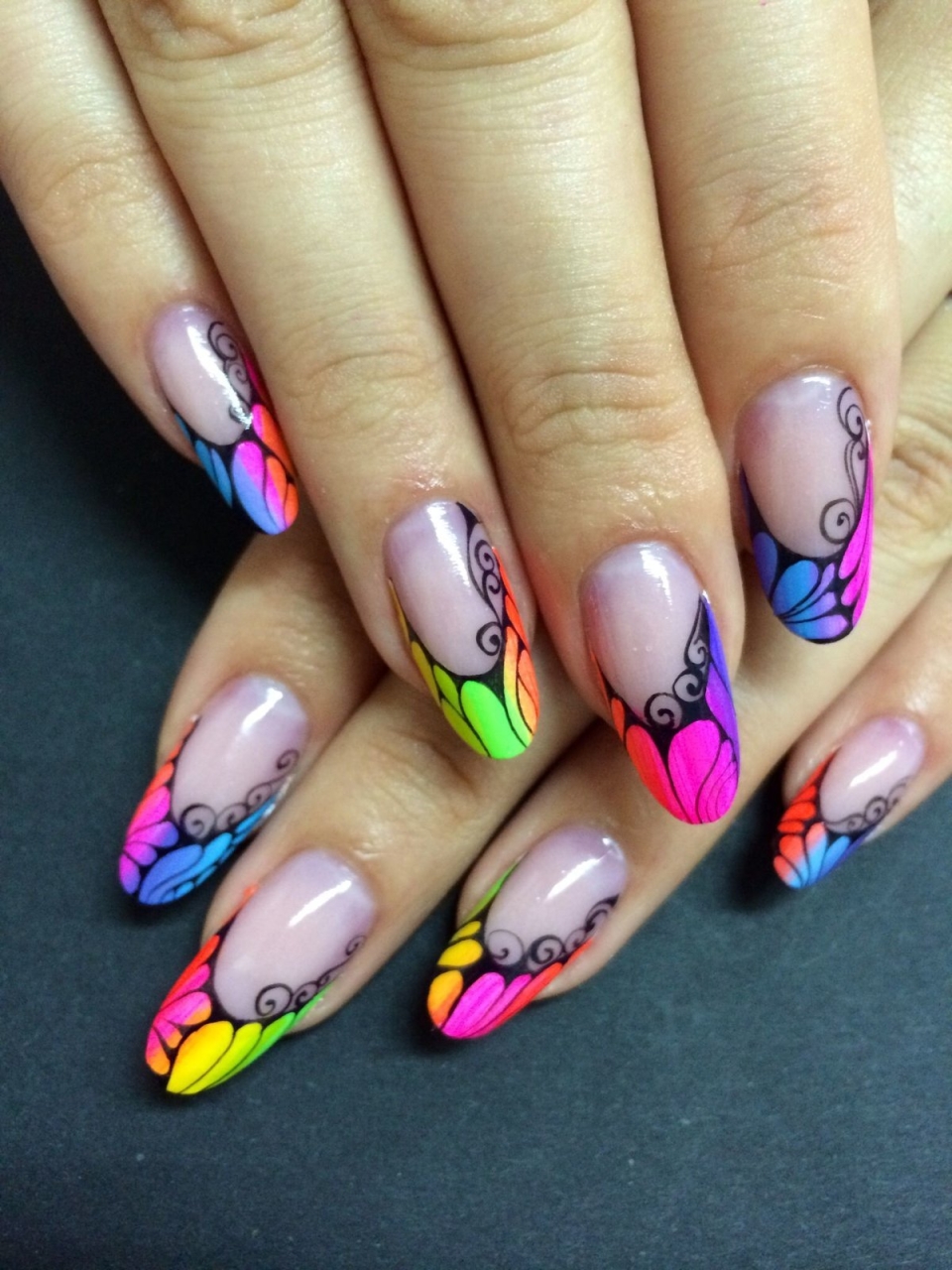 Летний дизайн ногтей