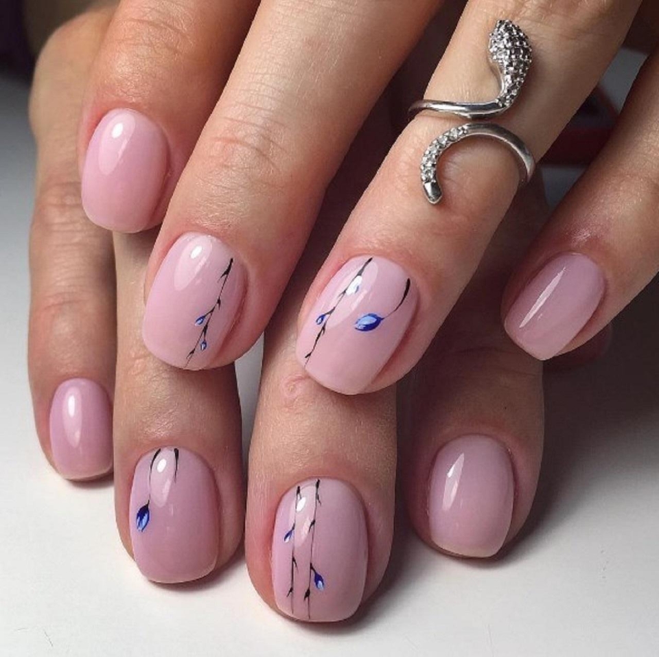 Маник на коротки е ногти