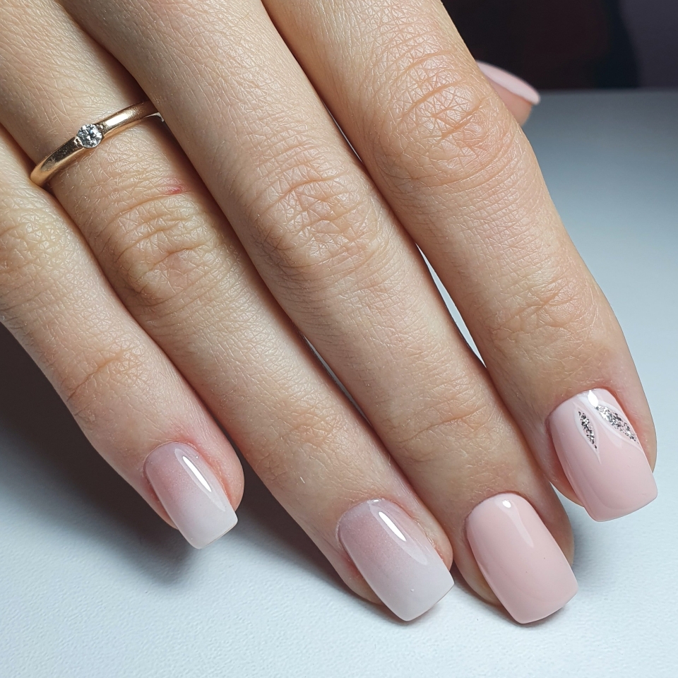 Френч маникюр