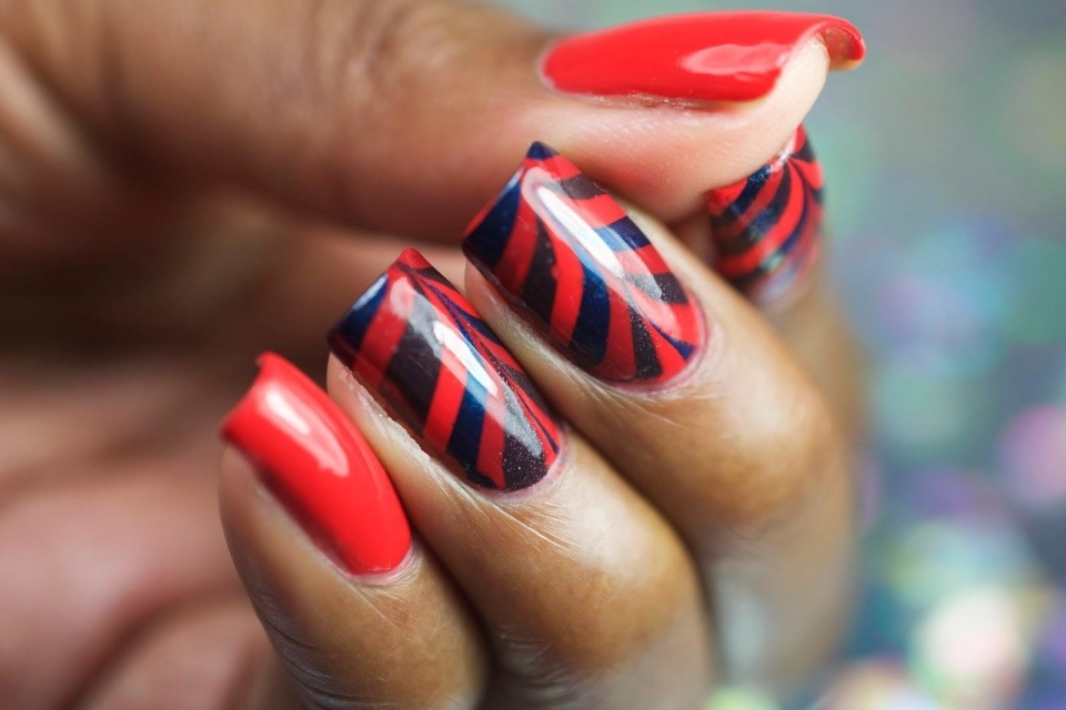 Gradient Wave Nail