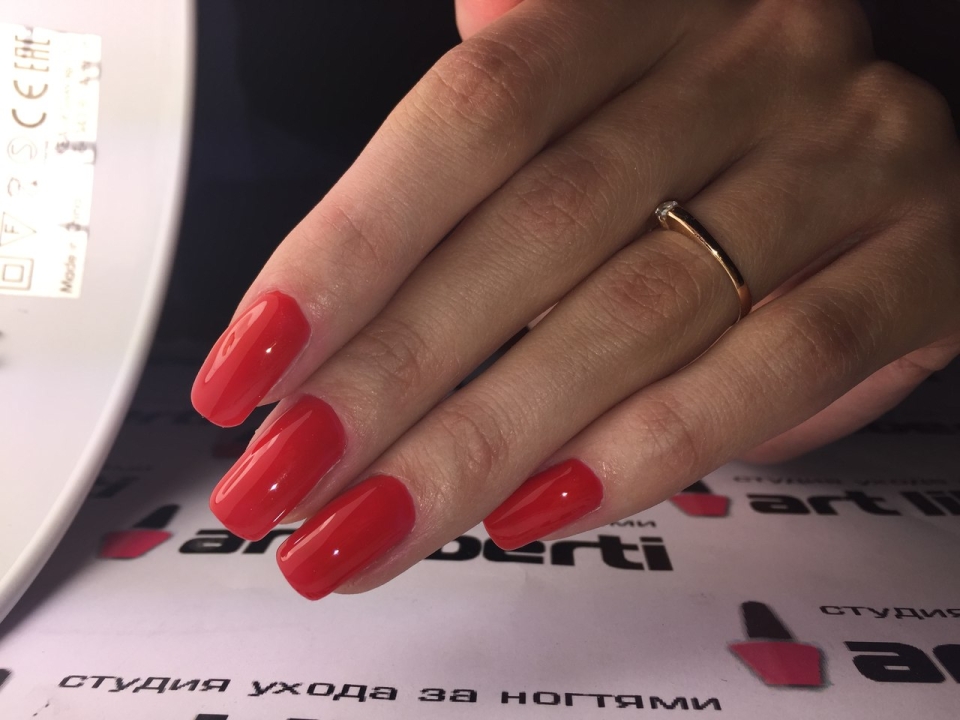 Маникюр на короткие ногти яркие цвета
