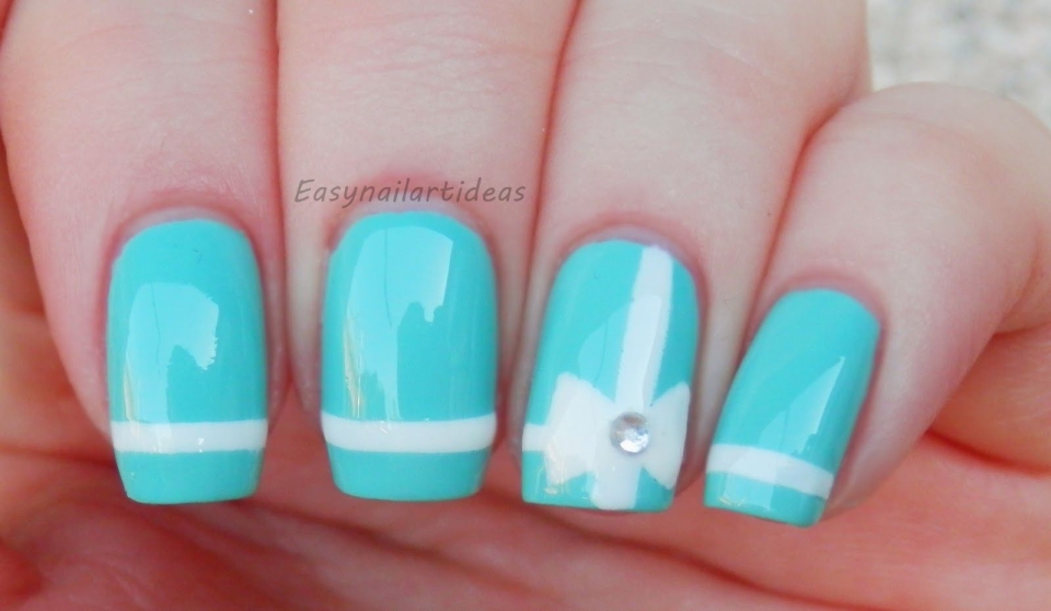 Дизайн ногтей Tiffany Blue