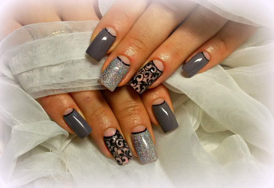 Стильные шикарные ногти