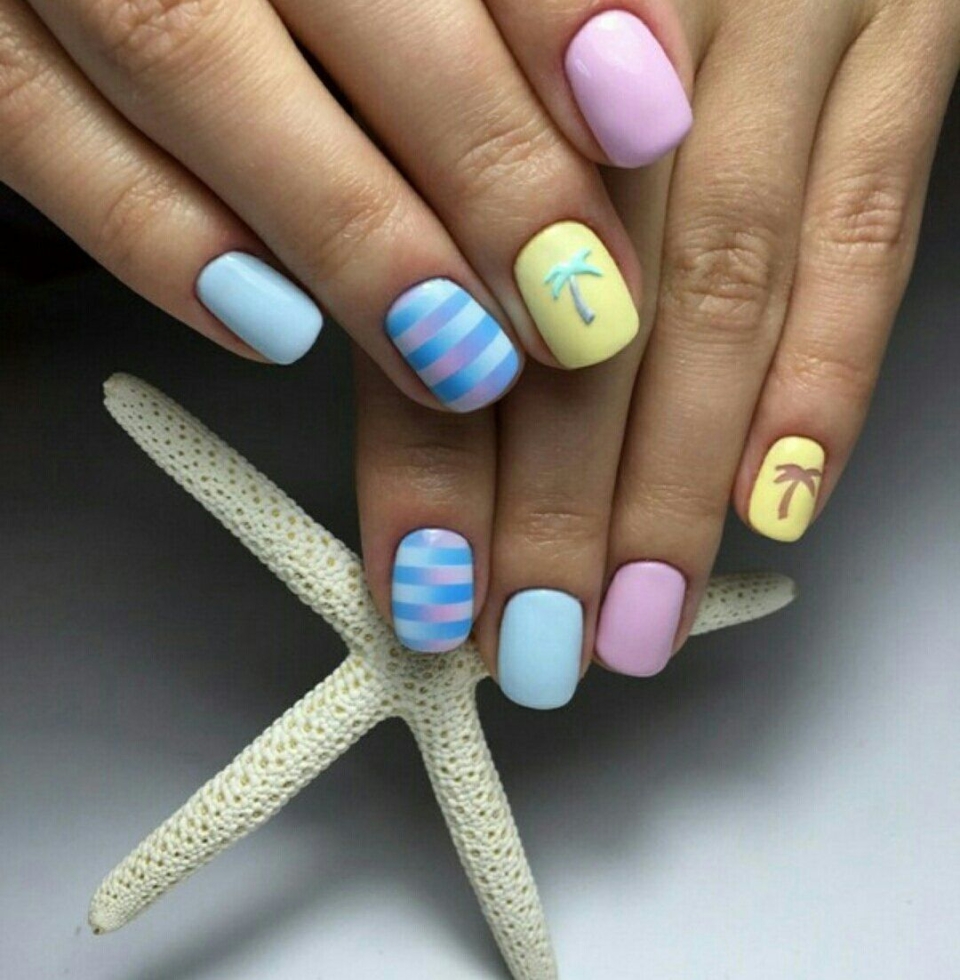 Морской маникюр