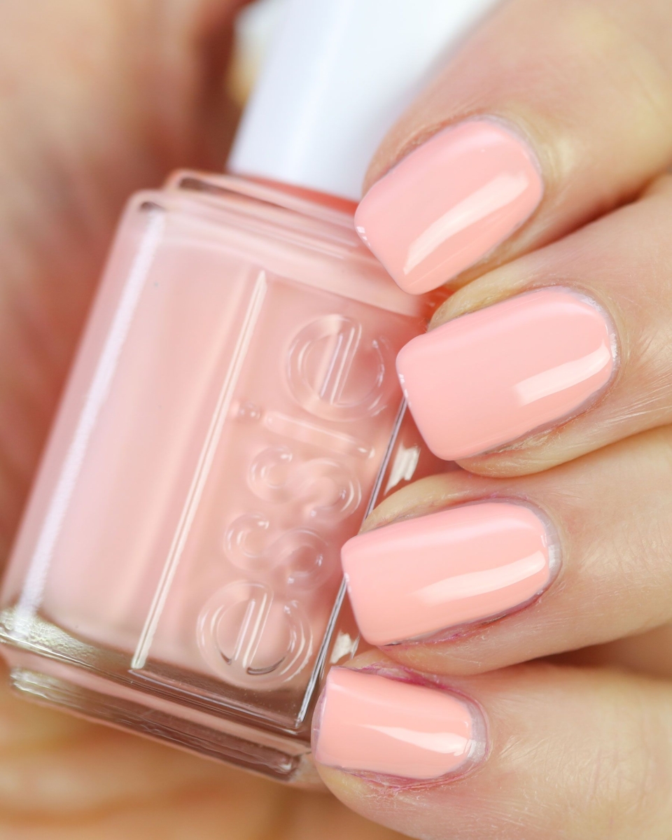 Лак для ногтей Essie персиковый