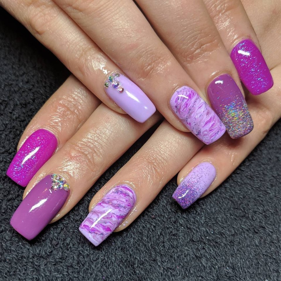 Лак Essie сиреневый
