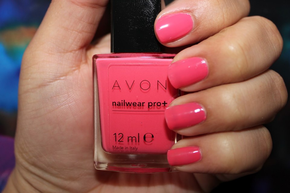 Avon nails. Лак для ногтей эйвон. Blushing Pink лак для ногтей эйвон. Лак для ногтей эйвон розовый Фламинго. Лак для ногтей эйвон ts2160.