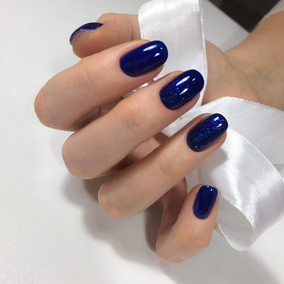 Маникюр на короткие ногти СИНТЦ