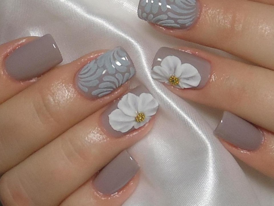 Лепка на коротких ногтях