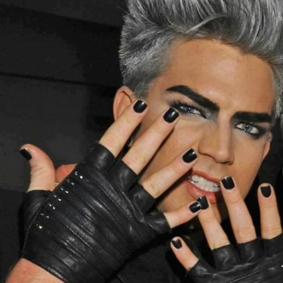 Готичный маникюр